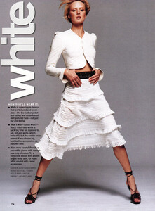 whatwillyouweartomorrow_bw02.jpg
