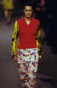 yasmin.thumb.jpg.d59b96ba9d6d79ac4c31ac059b8dd1f1.jpg