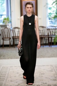 00012-Marina-Moscone-RTW-2020-Ready-To-Wear-Spring-2020.thumb.jpg.9850ce268a57e6c665a8bb3309f3cd24.jpg