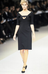 0_lanvin-ss-1997-1_html.thumb.JPEG.8802a34086a91a4cae415be6a3d46320.JPEG