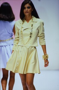 101252777_helena(9).thumb.jpg.a164fbc70ea3ee9e8417b4b4b6b2fa12.jpg