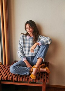 1081287350_BeckyJumperbxzygk0ly9nv9fwt17ouz.thumb.jpg.77dd6a337677796978a78ff416d2782f.jpg