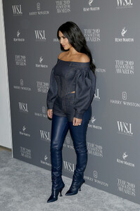 Kim+Kardashian+WSJ+Magazine+2019+Innovator+rQIjkAZWtbWx.jpg