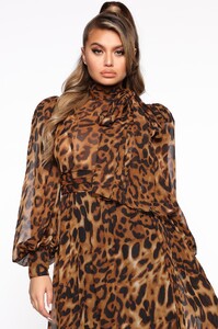11-05-19_Studio_3_RM_RE_15-00-28_37__1824_Leopard_0568_JK.jpg