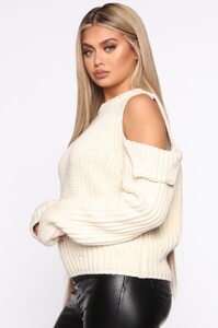 11-11-19_Studio_3_RM_RE_PR_10-52-06_11__73098_Ivory_0550_EH.jpg