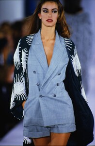 111842493_susan(3).thumb.jpg.f41b6d7152432d0ab62344d9e4f69e43.jpg