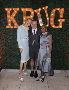 Karolina+Kurkova+Krug+Encounter+Miami+Thom+93HKtxNg_X8x.jpg