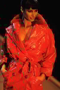 1187368986_christy-turlington(2).thumb.jpg.ca3fb5db82f54c9fd531b297a14085a1.jpg