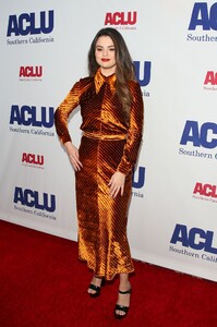        sel171119BZNimage107.jpg
