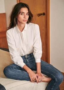 1263512875_MonicaShirtelwww2hhyau9w48okezeo.thumb.jpg.62cf34a170df29355b9ec8cfbefa660b.jpg