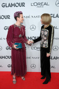 Anna+Wintour+2019+Glamour+Women+Year+Awards+5yBxpiItZUBx.jpg
