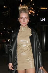        lot201119BZNimage107.jpg