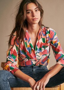 1381463893_Florenceshirtfffgf8omqcvqw0833shc7.thumb.jpg.692837a4c5601deb487cfa3300d859ac.jpg