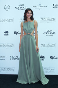Charlee+Fraser+Australian+Fashion+Laureate+8pk-WfCQyFIx.jpg