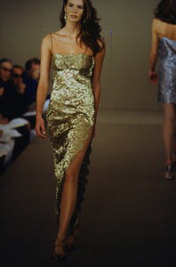 1482234563_elle-macpherson(20).thumb.jpg.a10f3befaa81e392c804dcc223d86eef.jpg