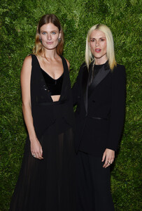 Constance+Jablonski+CFDA+Vogue+Fashion+Fund+hlVuVJAYro7x.jpg