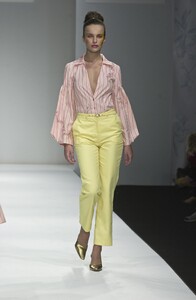1619833535_DaiRees2001WomenRTW50.thumb.jpg.c016bc45a5eadb980087bf9e6a72c5ee.jpg