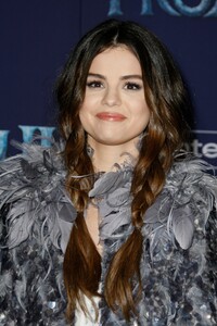        sel081119BZNimage119.jpg