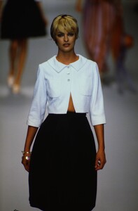 164905424_catwalk-linda(1).thumb.jpg.fe0a179d6b19ef629f8c619e07b681e5.jpg