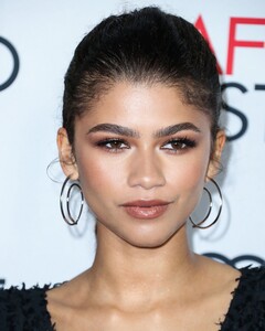        zen151119BZNimage119.jpg