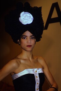 1730399249_veronica(1).thumb.jpg.40300cde977258bbb65159e01146f8fa.jpg