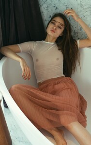 1769787905_Julian-Vector_-1000x1588lisayakovina.thumb.jpg.05b0c2e20a8fb9e19562e6a1fb130aa6.jpg