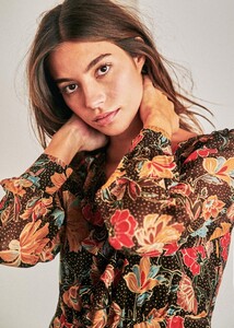 1776666454_AdeleDressbl6heibdnxvy4e8drpzsb.thumb.jpg.0c0b1b5b985ec1a04e75b35164235c12.jpg