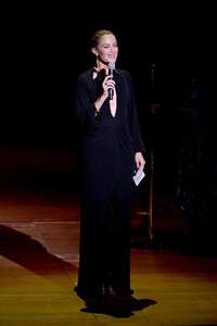 Carolyn+Murphy+Lincoln+Center+Corporate+Fund+oXIiZzs_yQrx.jpg