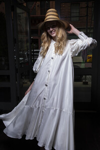 1821086059_CynthiaRowleySpring2020BackstagePucDq4PGeWQx.thumb.jpg.2c1f0867036f233783e69b79d24d75bd.jpg