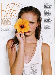 GB - Elle Girl (April 2006) - Lazy Days - 001.jpg