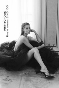 191025_ZoG_JIMMYCHOO_RHW_SHOT05_0977_V2_FF.thumb.jpg.8ccc21b3436a86ab00ed5a792375ab37.jpg