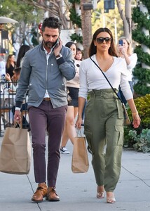        eva091119BZNimage4.jpg