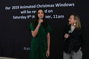 Jessica+Gomes+David+Jones+Unveils+2019+Christmas+PGIZ2SIyXKZx.jpg