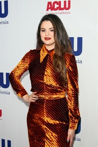        sel171119BZNimage104.jpg