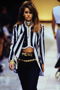 1980182956_susan-holmes(3).thumb.jpg.4be6ed950769490323b5fbdc5d36aeba.jpg