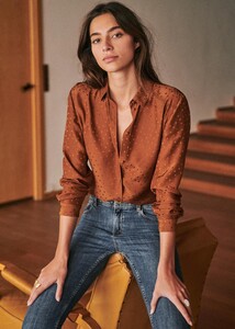 1993249945_Annshirtcapfwfqyvrmgf50qmyeud.thumb.jpg.fe661452b860632209b5ea4feb3f822c.jpg