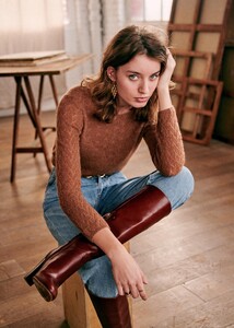2002937385_ConstanceJumpercl8ms5f2mex3phclksqkj.thumb.jpg.f339e4a76bf574f53f58bc7e06f72dc6.jpg