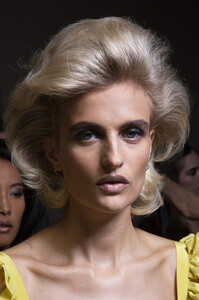 201228822_LouDallasSpring2020BackstagetFoWlXC39Fmx.thumb.jpg.b20bd1a44adee5dbba973c5af11f80c2.jpg