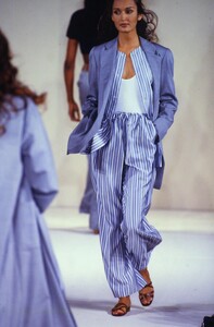 2017693734_gail-elliott(9)-Copy.thumb.jpg.a1e901884dc41396324bf909a5ce16f4.jpg