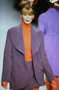 205214800_chloe-fw-1994(8).thumb.jpg.d3a967bb744125963ed9146cfa4f7a8e.jpg