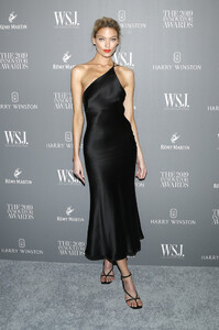 Martha+Hunt+WSJ+Magazine+2019+Innovator+Awards+EV7uPNtenZex.jpg