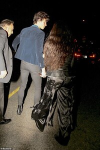 21097118-7693243-Collaboration_Shawn_and_Camila_worked_together_on_the_smash_hit_-a-6_1573942058033.jpg