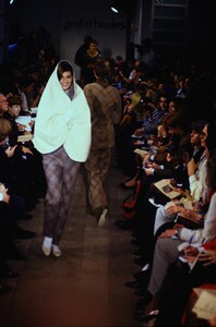 2145911769_gordon-henderson-fw-1990(4).thumb.jpg.3aceb658813bacb217b285e1311d8720.jpg