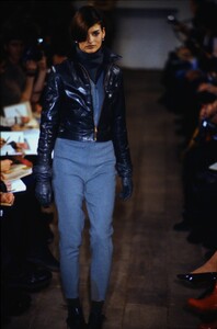 2147444209_gordon-henderson-fw-1990(3).thumb.jpg.56b8cbc197bc5c8d26632b04d10d6351.jpg