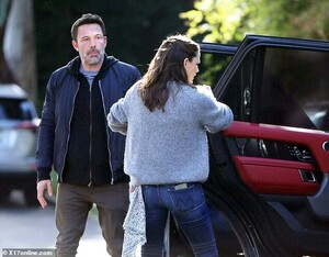 21635784-7740587-Exes_Despite_the_breakup_of_their_marriage_Garner_supported_Affl-a-33_1575078993454.jpg