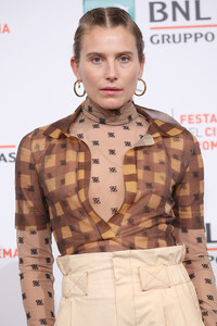 Dree+Hemingway+Run+Hunted+Photocall+14th+Rome+AmN6_VTXHiAx.jpg
