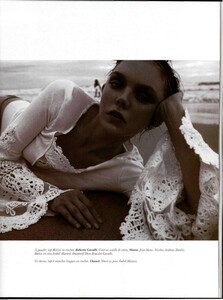 L'Officiel France #894 (April 2005) - Pose Crochet - 012.jpg