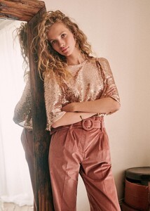250099897_GabyBlouse-DEMAINcyx3f7fv1lvfhoqxyh9ow.thumb.jpg.a2cb01f44b09b1bf36e2d9b26c954800.jpg