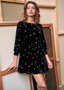 301907574_CandiceDressbqagzwbmmbftlthltg6bn.thumb.jpg.d454f0f7152542953f2576a4d3f427f2.jpg