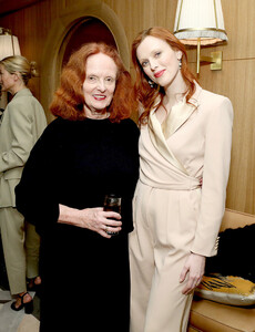 Karen+Elson+Tabitha+Simmons+10+Year+Anniversary+mx3hGOX2GXax.jpg